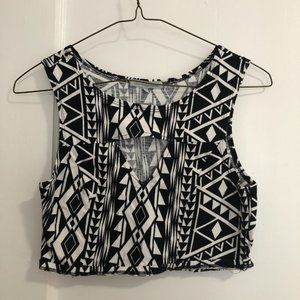Geometric black and white crop top